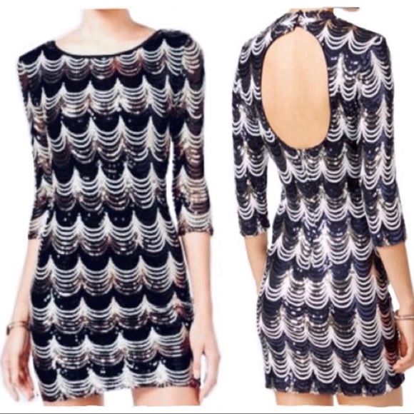 ‼️SOLD‼️ Crystal Doll Navy Blue Scalloped Sequin Dress - Picture 2 of 7